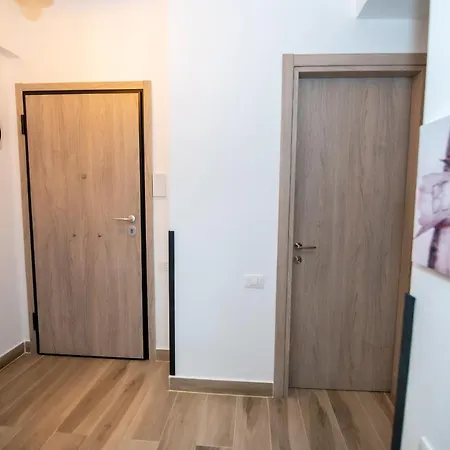 Great Marina Surf Apartment With Big Balcony And Private Parking *
